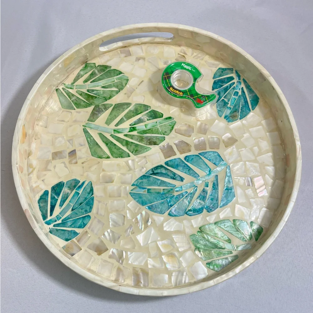 Vintage elegant round